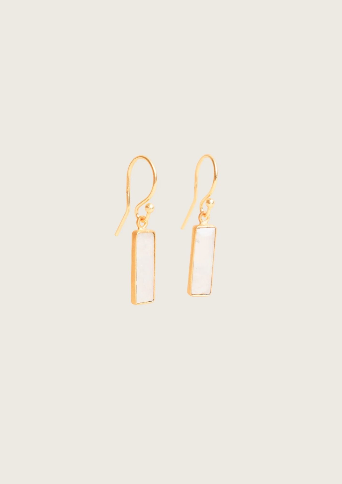 Muda earrings - Rainbow moonstone - earring